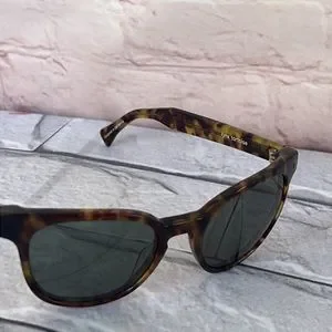 RAEN Squire Lynx tortoise sunglasses RAEN | Accessories | Raen Squire Lynx Tortoise Sunglasses  main image 2